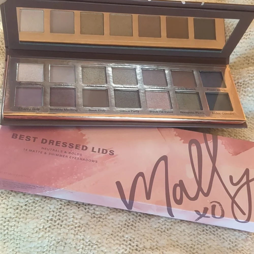 MALLY BEAUTY Best Dressed Lids Neutrals & Bolds, 14x12g/0.04